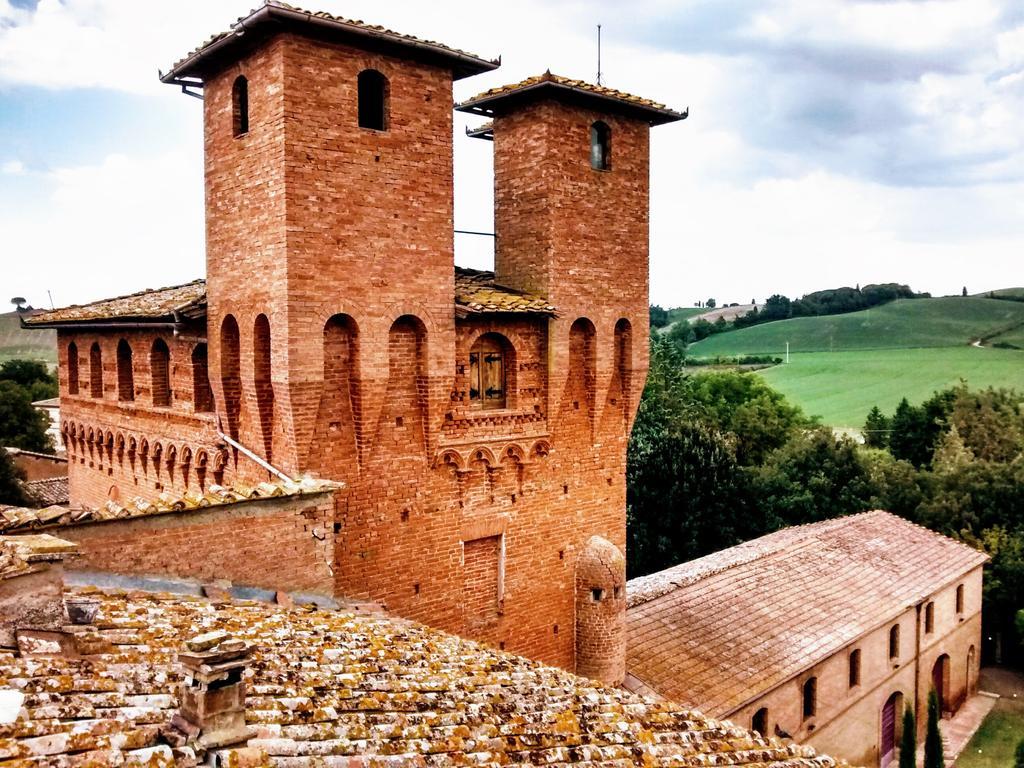 Castello Di San Fabiano Guest House Monteroni d'Arbia Ngoại thất bức ảnh