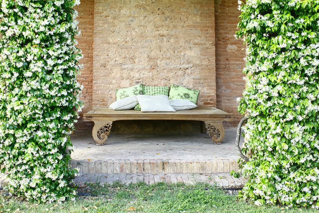 Castello Di San Fabiano Guest House Monteroni d'Arbia Ngoại thất bức ảnh